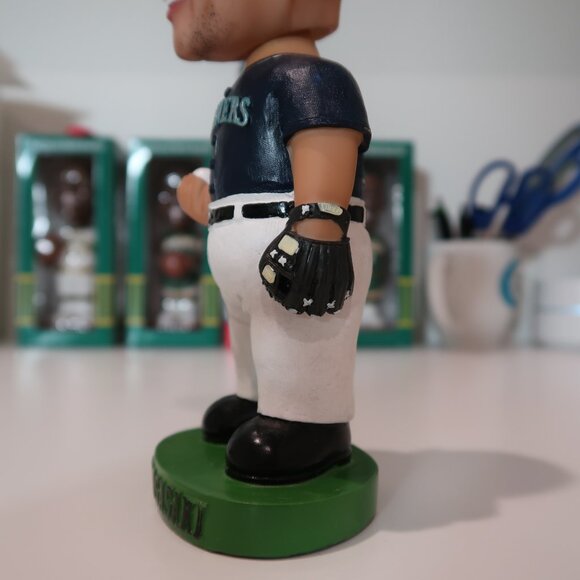 Kazuhiro Sasaki2001 Hand Painted Bobble Head Seattle Mariners MLB NO BOX - Picture 5 of 11